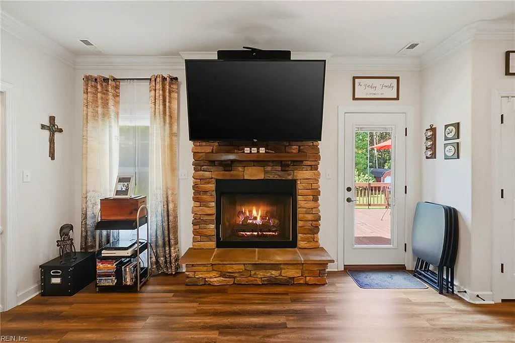 1050 Glen Haven DR, SUFFOLK VA 23437 thumb 8