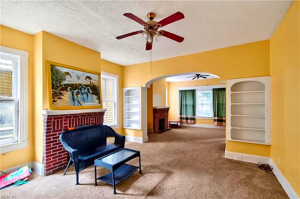 1038 Crawford PW, PORTSMOUTH VA 23704 - Photo 4