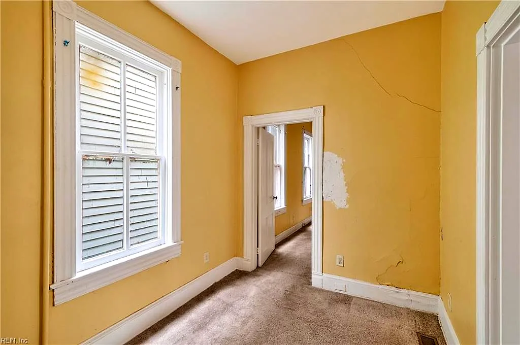 1038 Crawford PW, PORTSMOUTH VA 23704 thumb 10