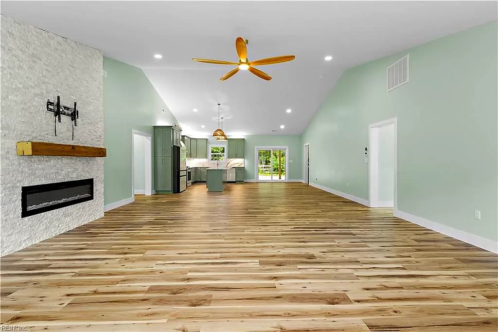 14371 Hardys PL, SMITHFIELD VA 23430 - Photo 5
