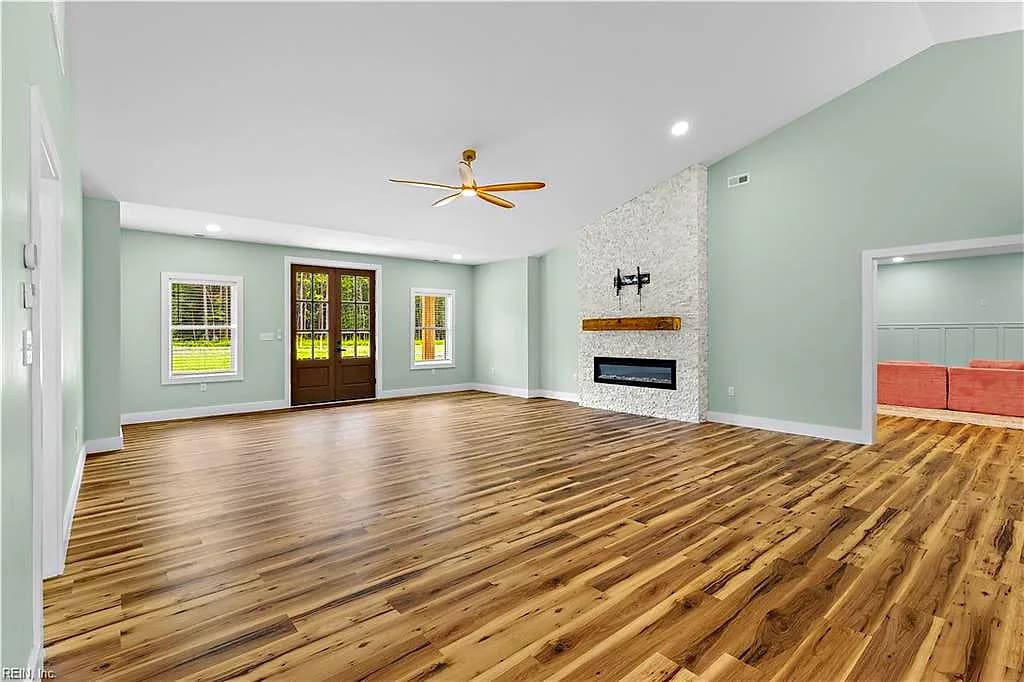 14371 Hardys PL, SMITHFIELD VA 23430 thumb 7