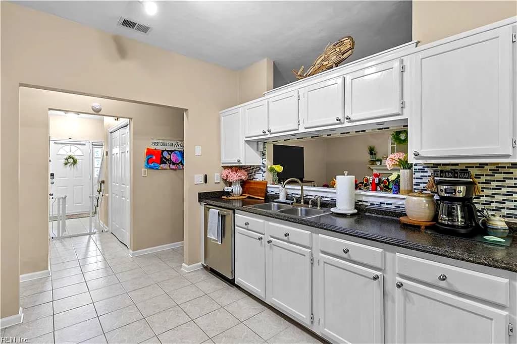 2537 Gaines Mill Dr DR, VIRGINIA BEACH VA 23456 thumb 12
