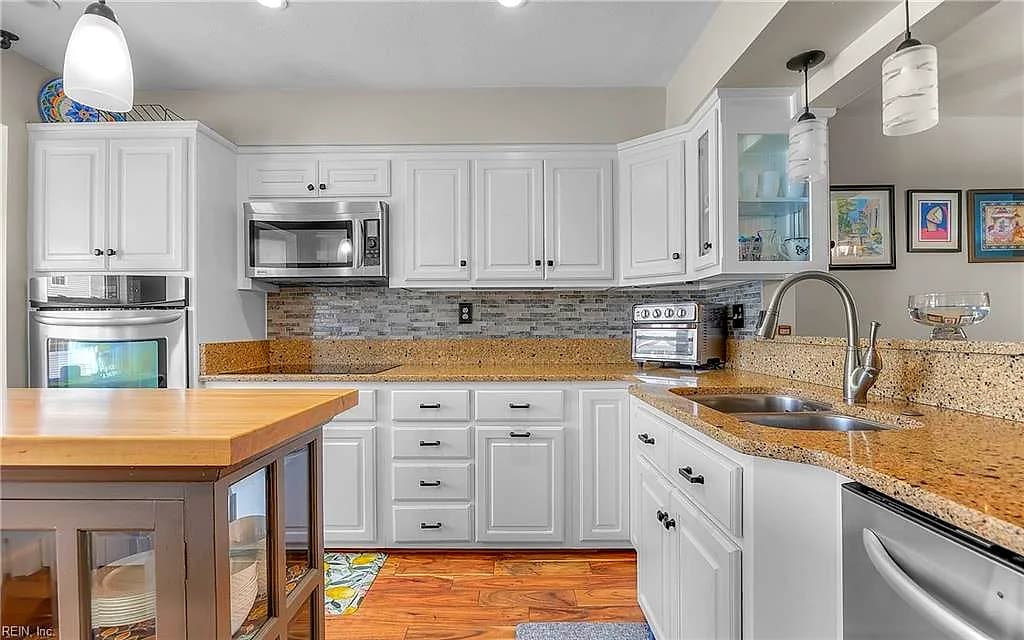 785 W Ocean View AVE, NORFOLK VA 23503 thumb 10