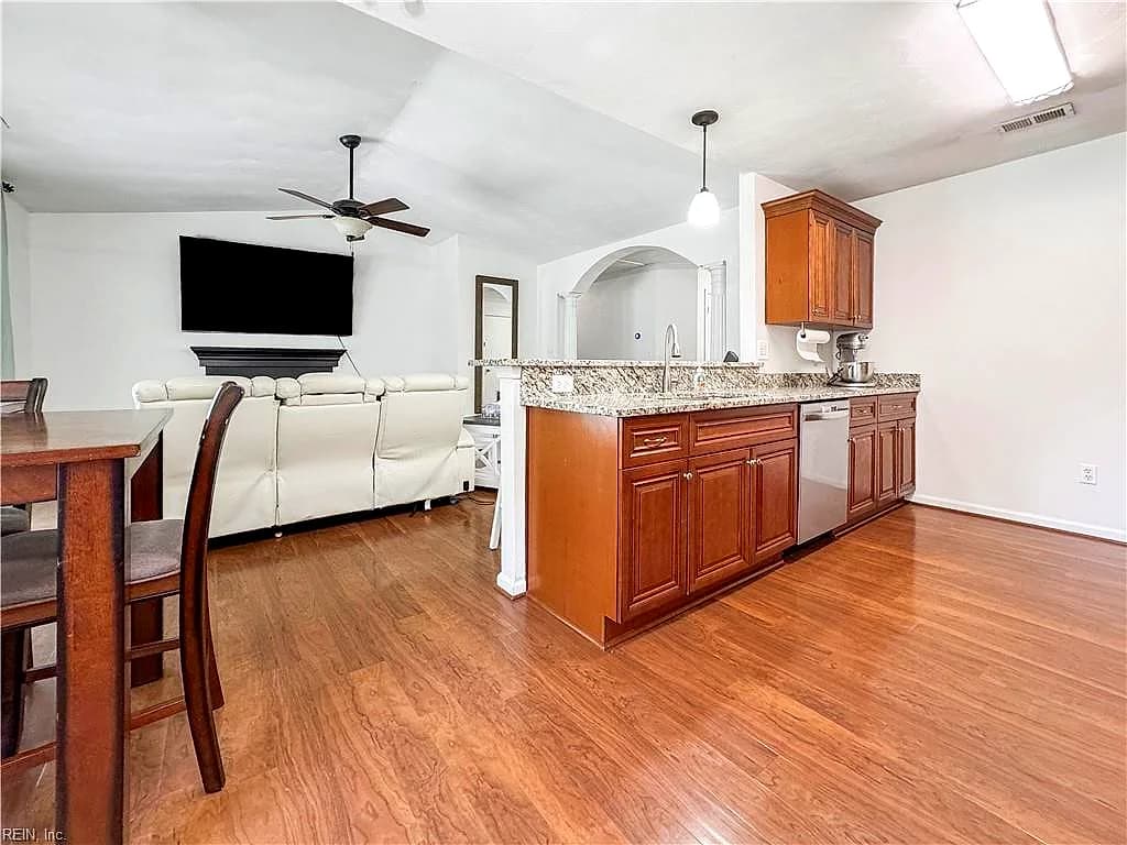 502 Jean CT, NEWPORT NEWS VA 23608 thumb 12