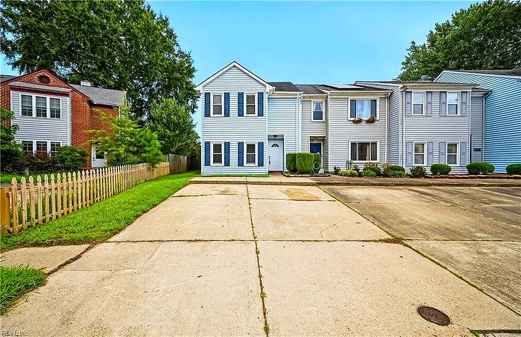 712 Glenshire DR, VIRGINIA BEACH VA 23462 - Photo 3