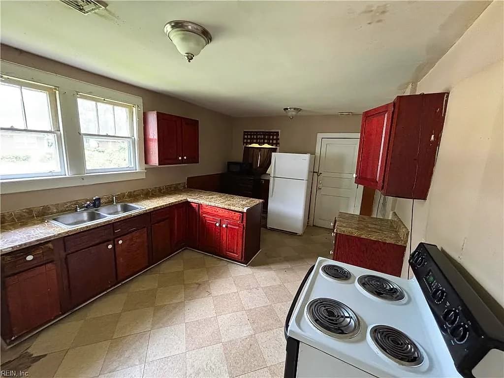 386 Leeland AVE, HAMPTON VA 23661 thumb 10