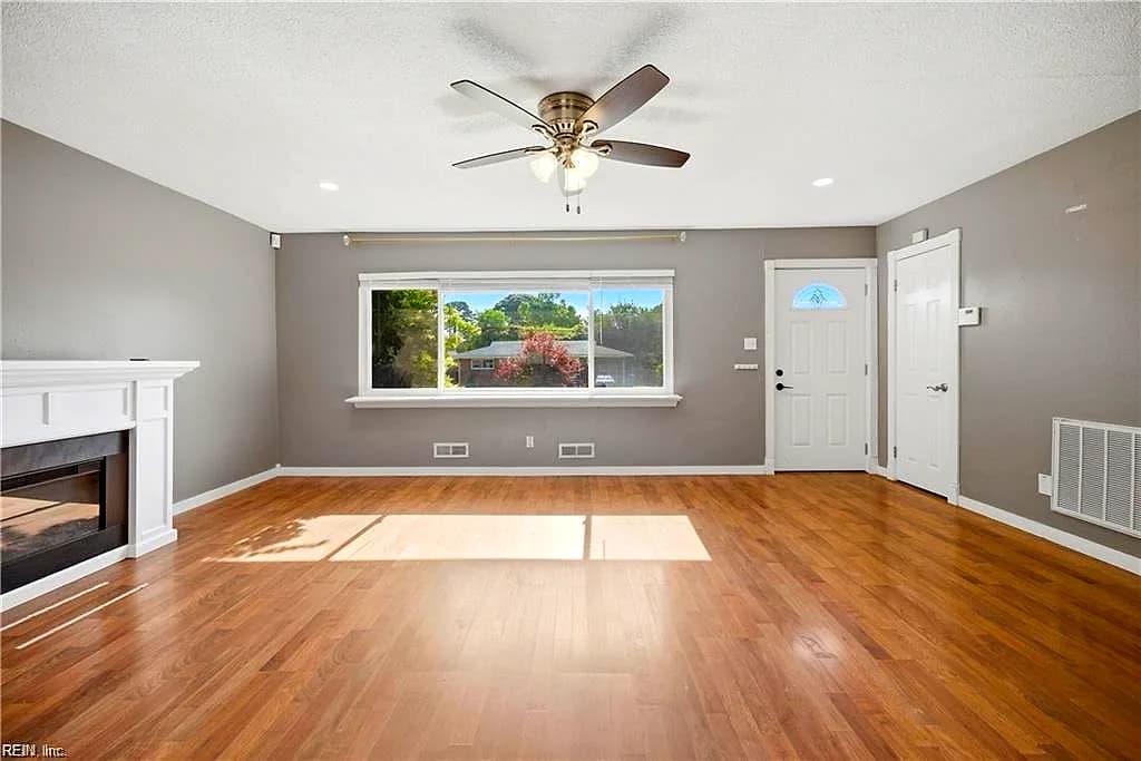 421 Cronin RD, VIRGINIA BEACH VA 23452 thumb 7