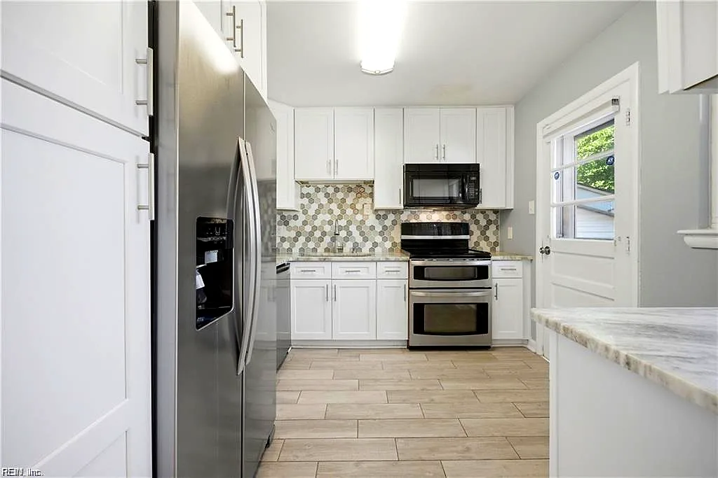 421 Cronin RD, VIRGINIA BEACH VA 23452 thumb 9