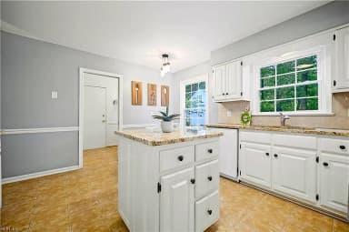 758 Village Green PW, NEWPORT NEWS VA 23602 thumb 10
