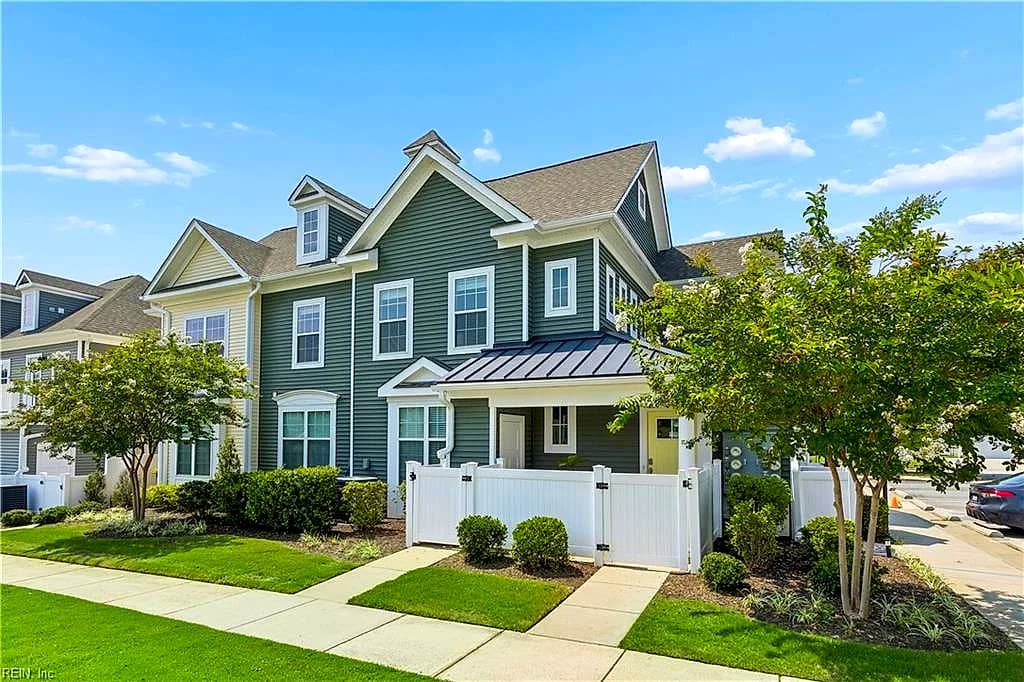 210 Promenade LN, WILLIAMSBURG VA 23185 - Photo 2