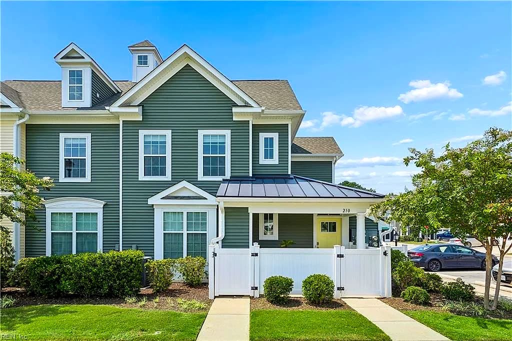 210 Promenade LN, WILLIAMSBURG VA 23185 - Photo 3