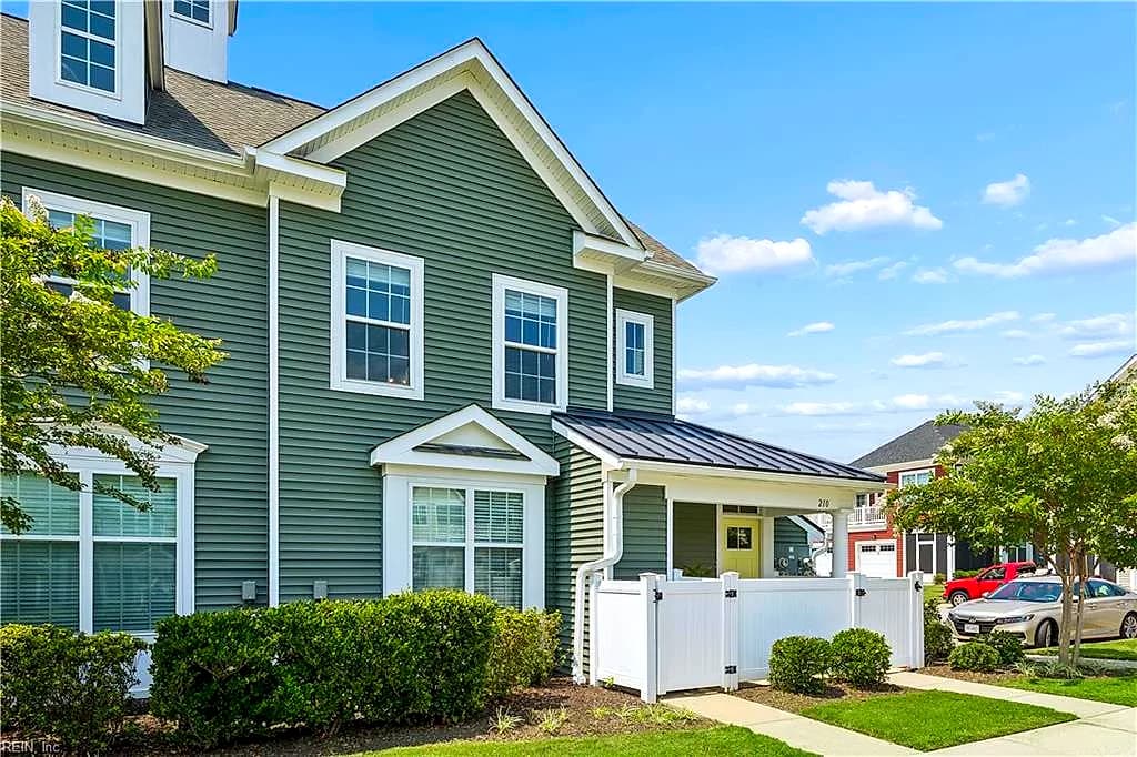 210 Promenade LN, WILLIAMSBURG VA 23185 - Photo 4