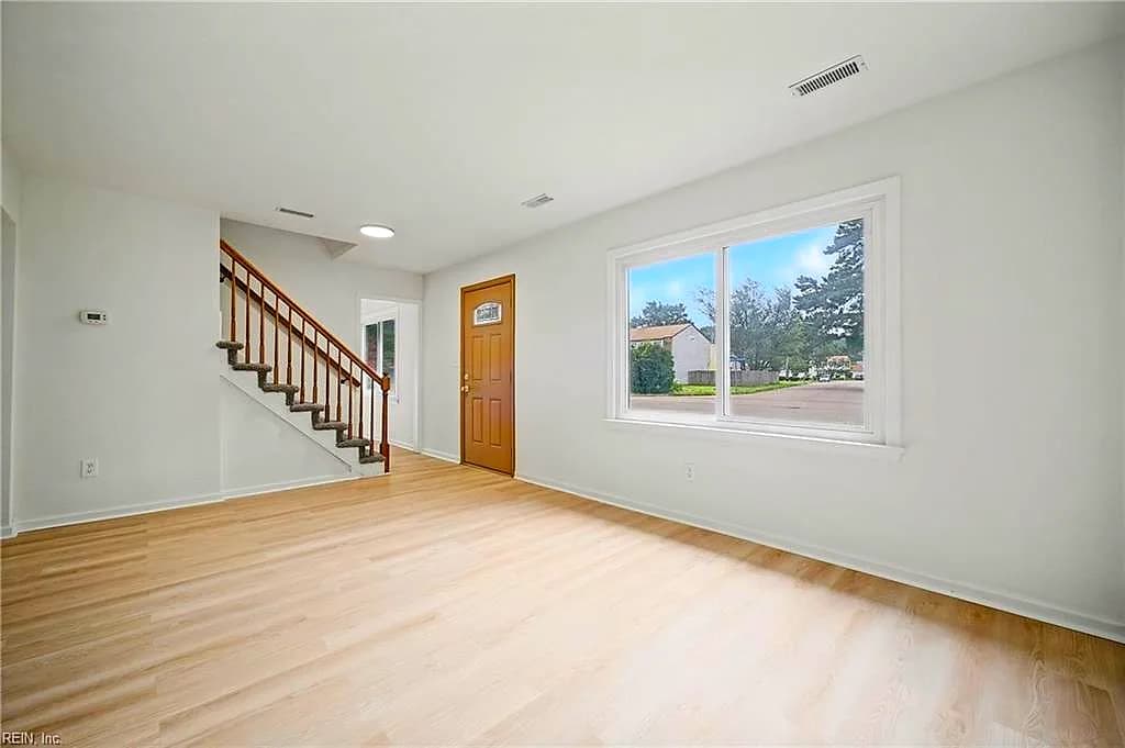 9 Newgate Village RD, HAMPTON VA 23666 thumb 10