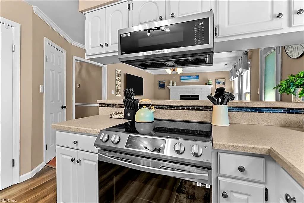 1045 Wessex LN, VIRGINIA BEACH VA 23464 thumb 12