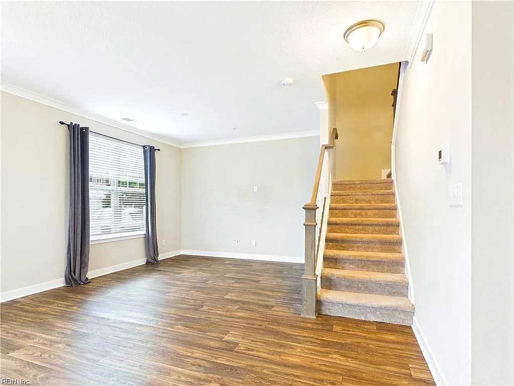 1111 Celia CT, HAMPTON VA 23666 - Photo 5