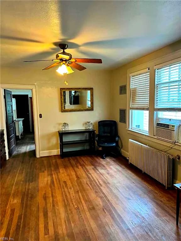 347 Hamilton AVE, PORTSMOUTH VA 23707 - Photo 4
