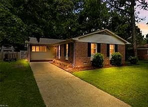 2953 E POINT DR, CHESAPEAKE VA 23321 - Main photo