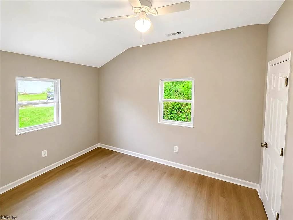 536 Leonard RD, NORFOLK VA 23518 thumb 7