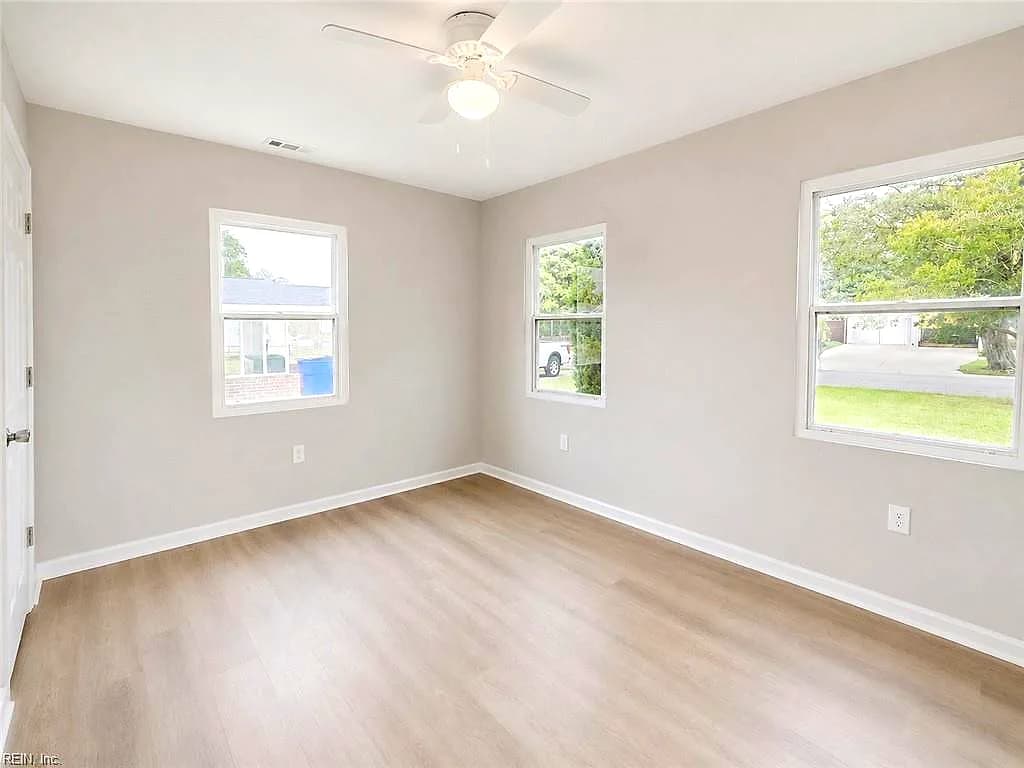 536 Leonard RD, NORFOLK VA 23518 thumb 9