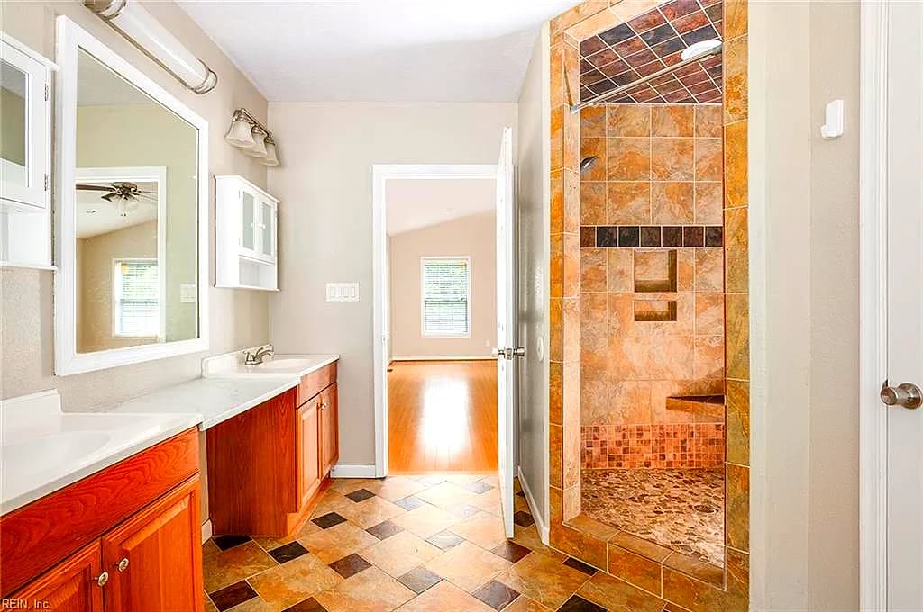 22265 Deep Bottom DR, CARROLLTON VA 23314 thumb 7