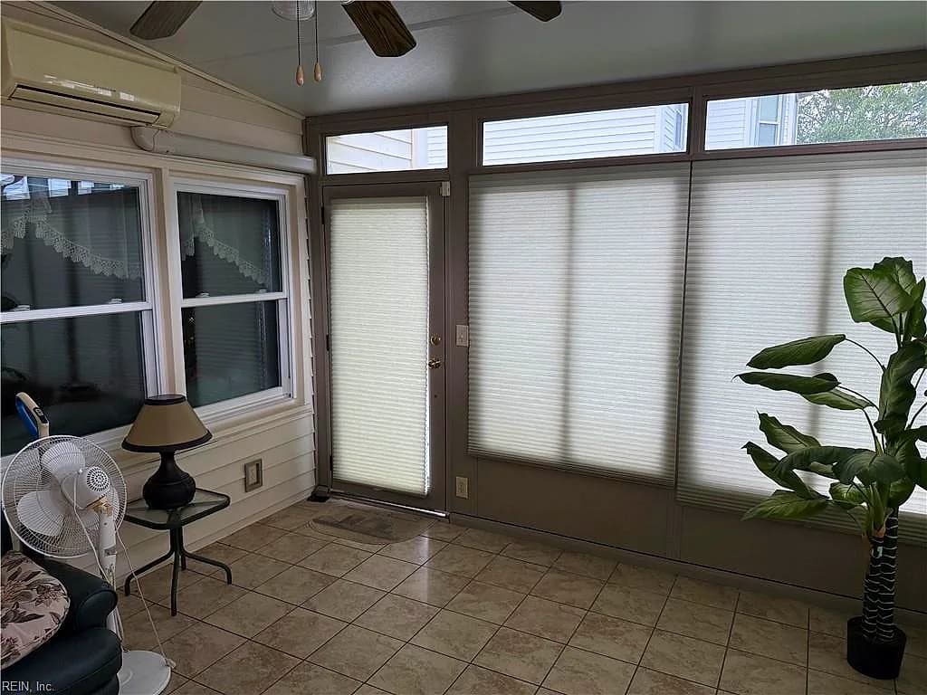 1005 Melton CT, VIRGINIA BEACH VA 23464 thumb 6