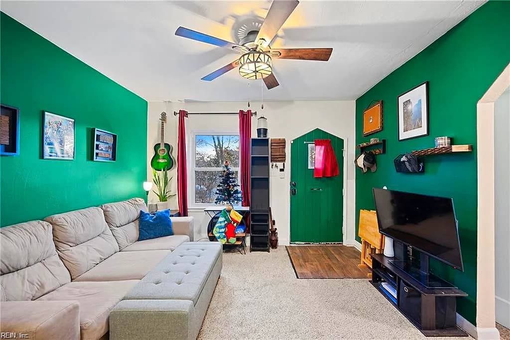 911 Holly AVE, CHESAPEAKE VA 23324 thumb 7