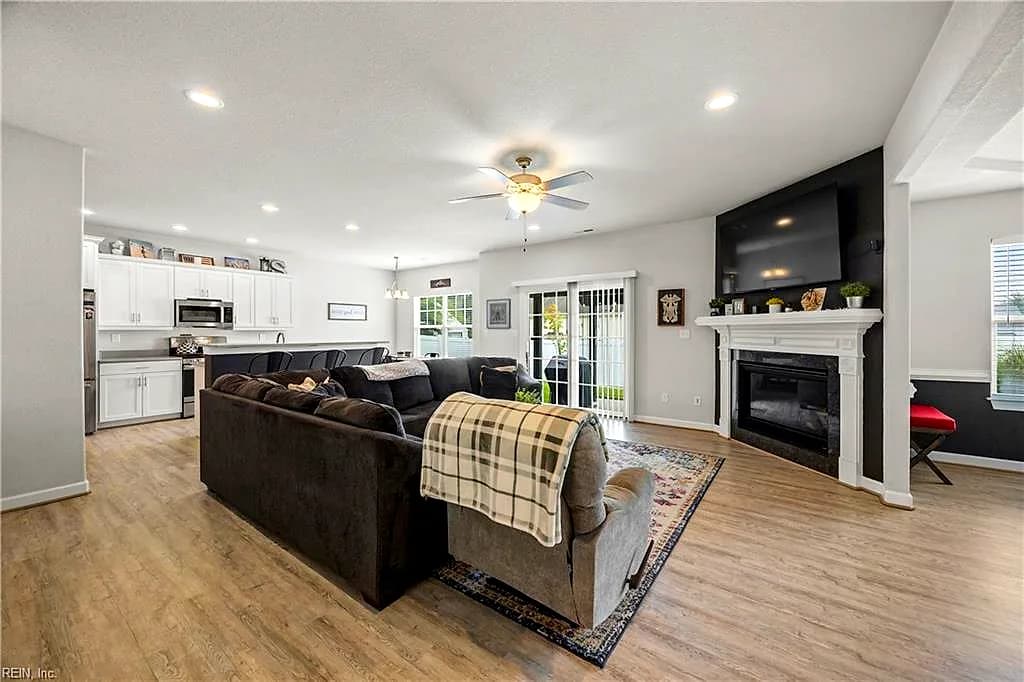 1021 Mimi CT, CHESAPEAKE VA 23322 thumb 7