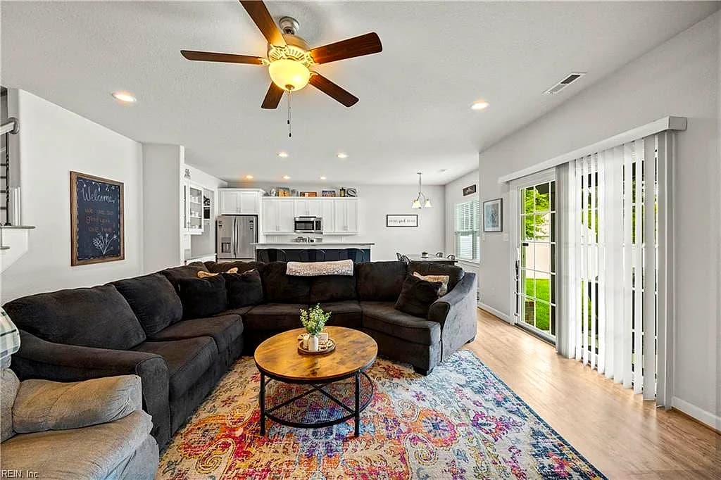 1021 Mimi CT, CHESAPEAKE VA 23322 thumb 9