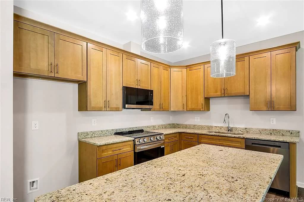 319 Linda LN, WILLIAMSBURG VA 23188 thumb 9
