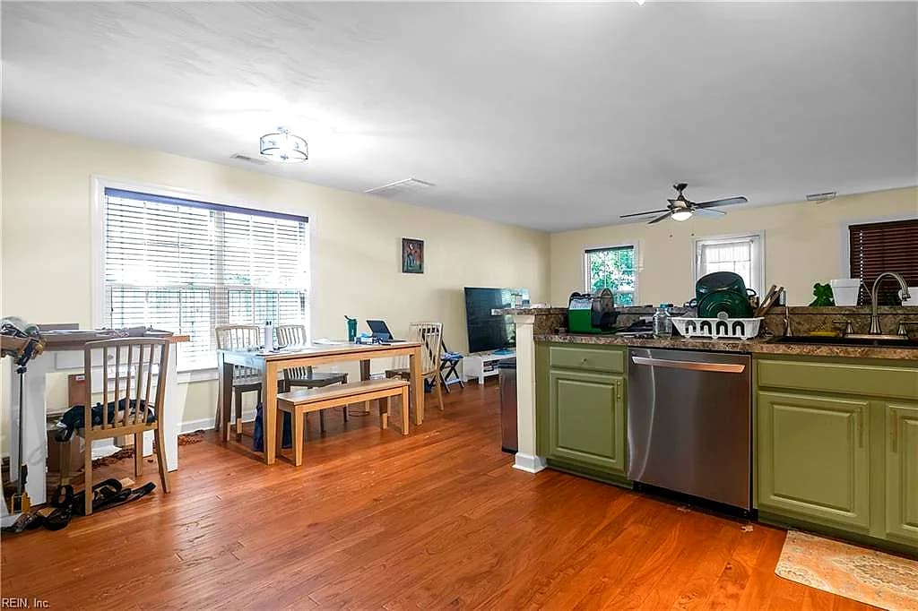 2130 Lockard AVE, CHESAPEAKE VA 23320 thumb 8