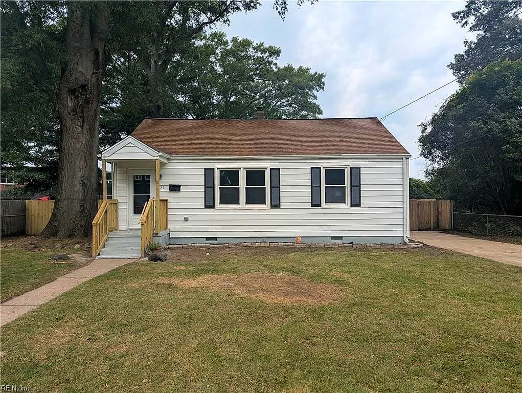 621 Sterling ST, NEWPORT NEWS VA 23605 - Photo 2