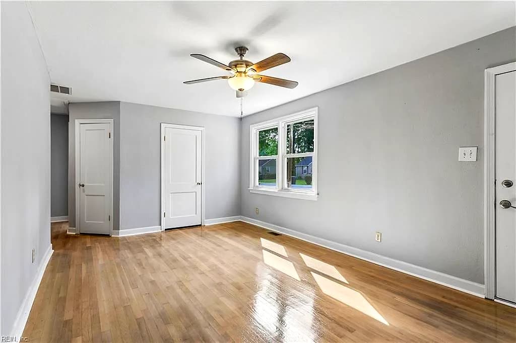 621 Sterling ST, NEWPORT NEWS VA 23605 thumb 8