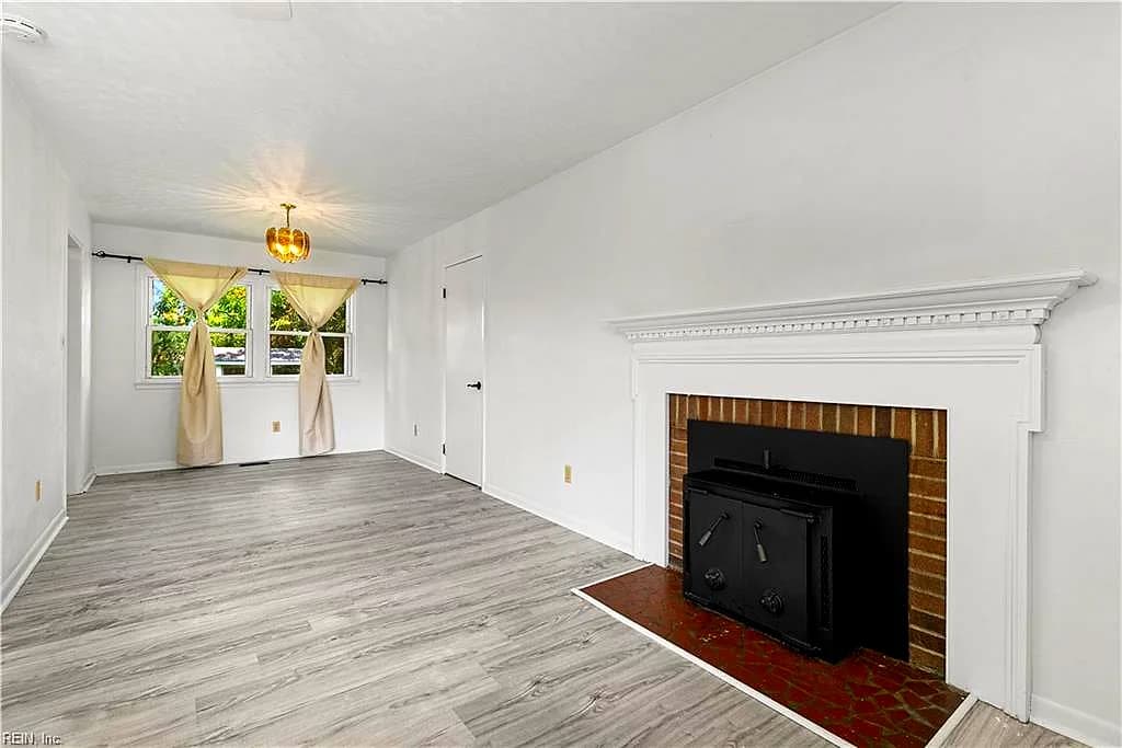 85 Tide Mill LN, HAMPTON VA 23666 thumb 12