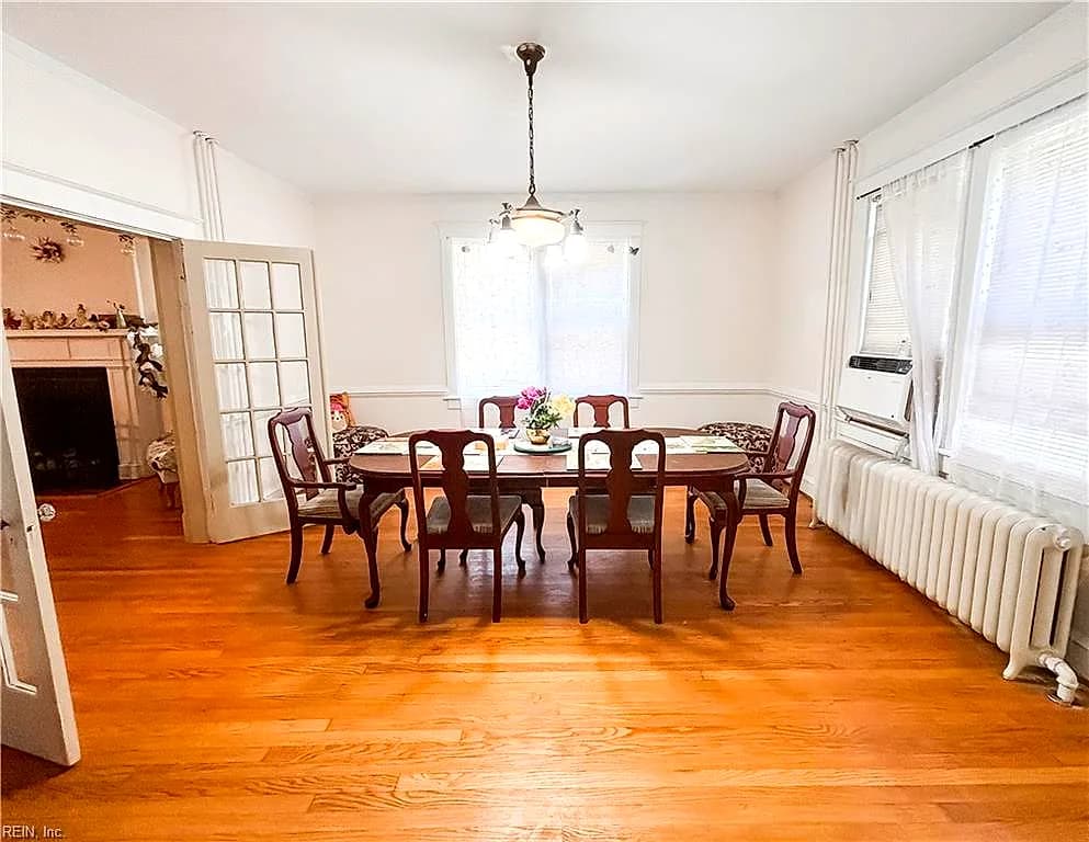 325 59th ST, NEWPORT NEWS VA 23607 - Photo 4