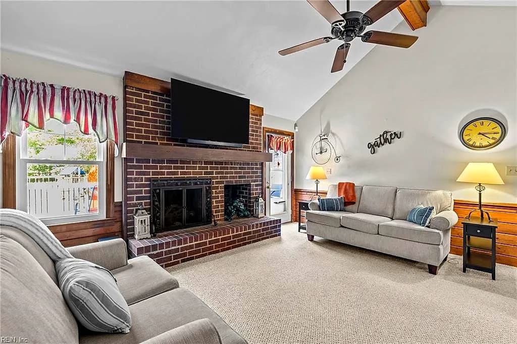 529 Wittington DR, CHESAPEAKE VA 23322 - Photo 5