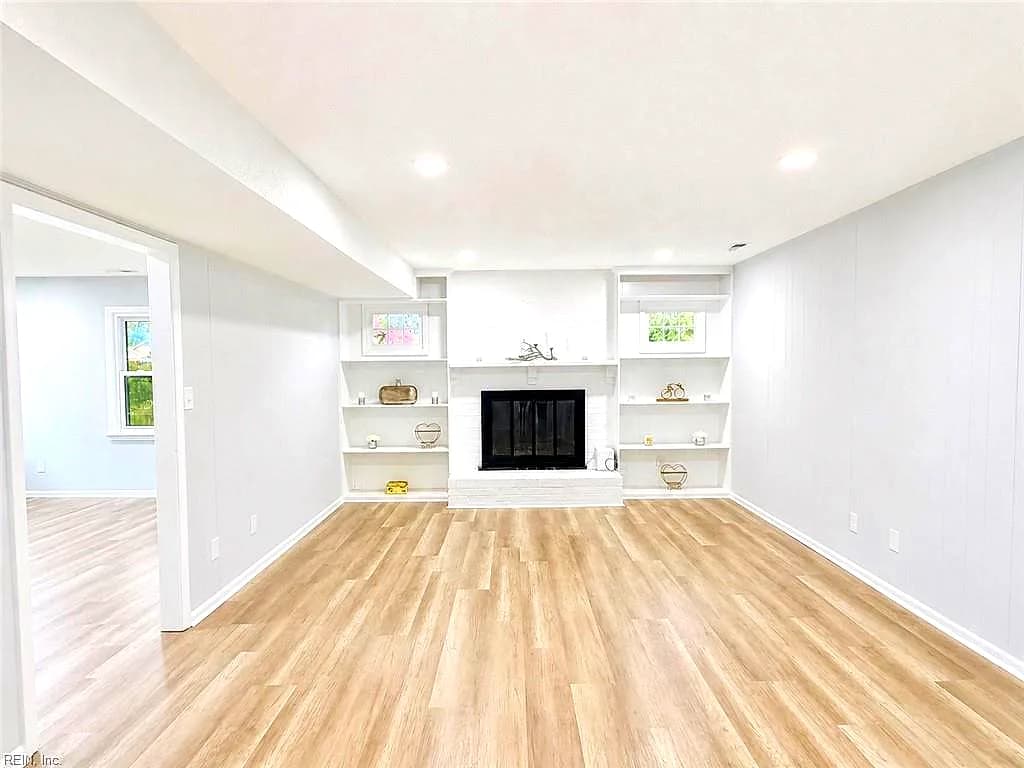 251 S Parliament DR, VIRGINIA BEACH VA 23462 thumb 6