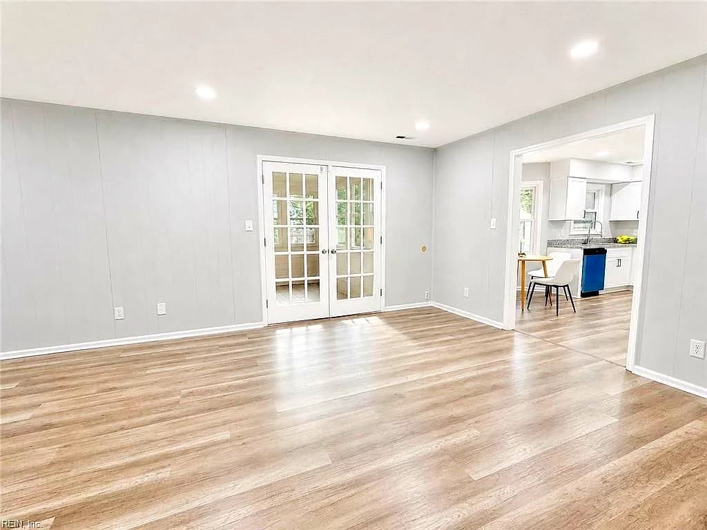 251 S Parliament DR, VIRGINIA BEACH VA 23462 thumb 9