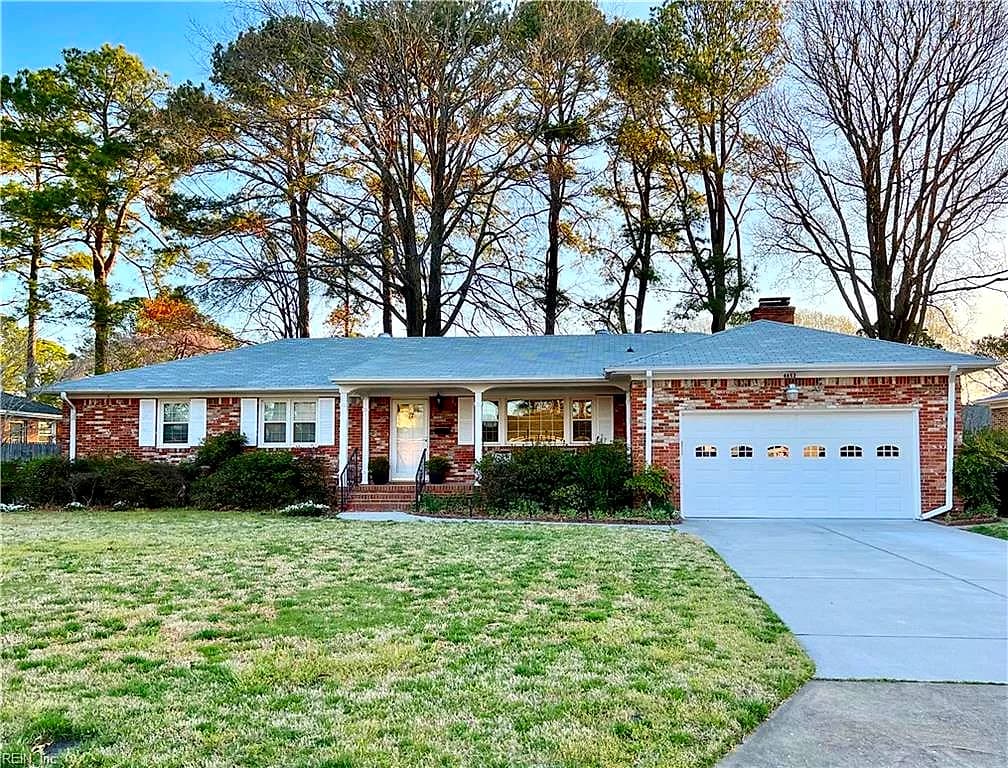 4652 Paul Revere RD, VIRGINIA BEACH VA 23455 - Main photo