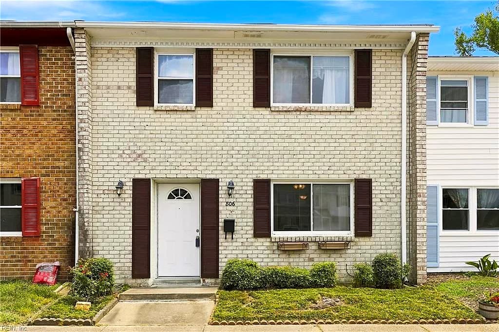 806 Saint Denis CT, VIRGINIA BEACH VA 23455 - Photo 2
