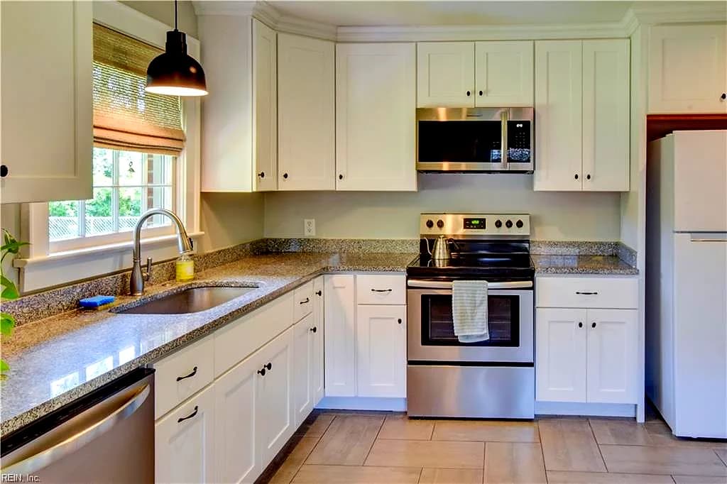 109 Lynn DR, PORTSMOUTH VA 23707 thumb 9
