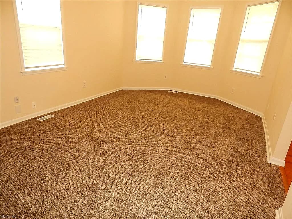 235 Libby ST, HAMPTON VA 23663 - Photo 5