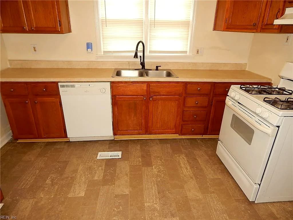 235 Libby ST, HAMPTON VA 23663 thumb 9
