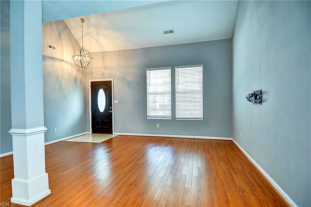 711 Pile AVE, CHESAPEAKE VA 23320 - Photo 3