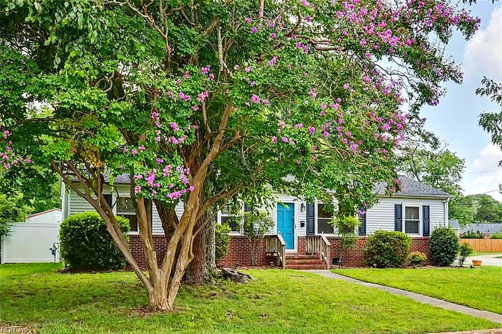 174 Mark Twain DR, NEWPORT NEWS VA 23602 - Photo 4