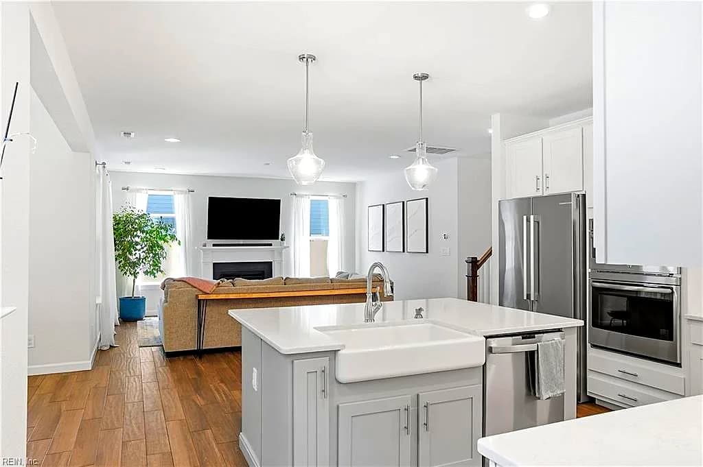 35 E Berkley DR, HAMPTON VA 23663 thumb 11