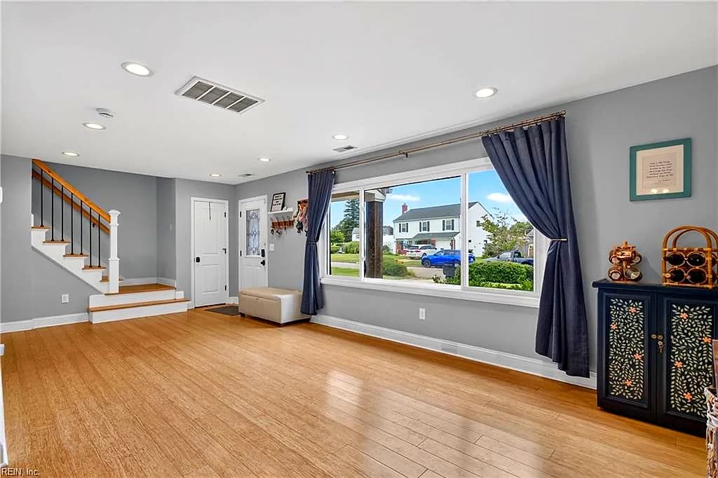 505 Williamsburg RD, VIRGINIA BEACH VA 23462 thumb 6