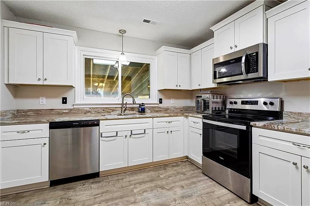 588 Windjammer CRES, NEWPORT NEWS VA 23602 thumb 11