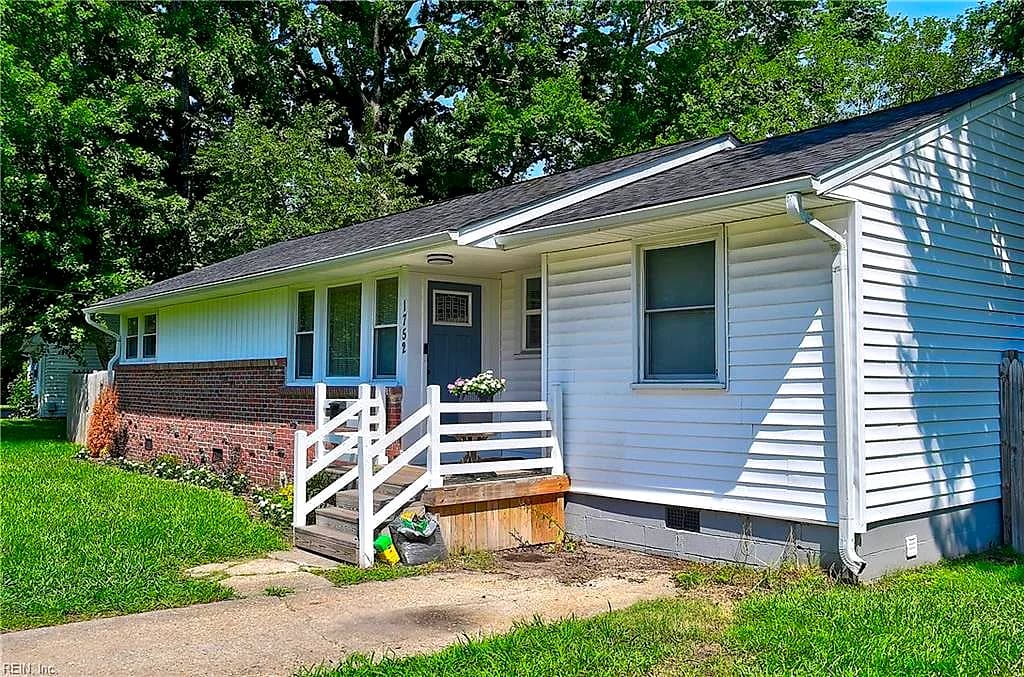 1752 Garden DR, VIRGINIA BEACH VA 23454 - Photo 3