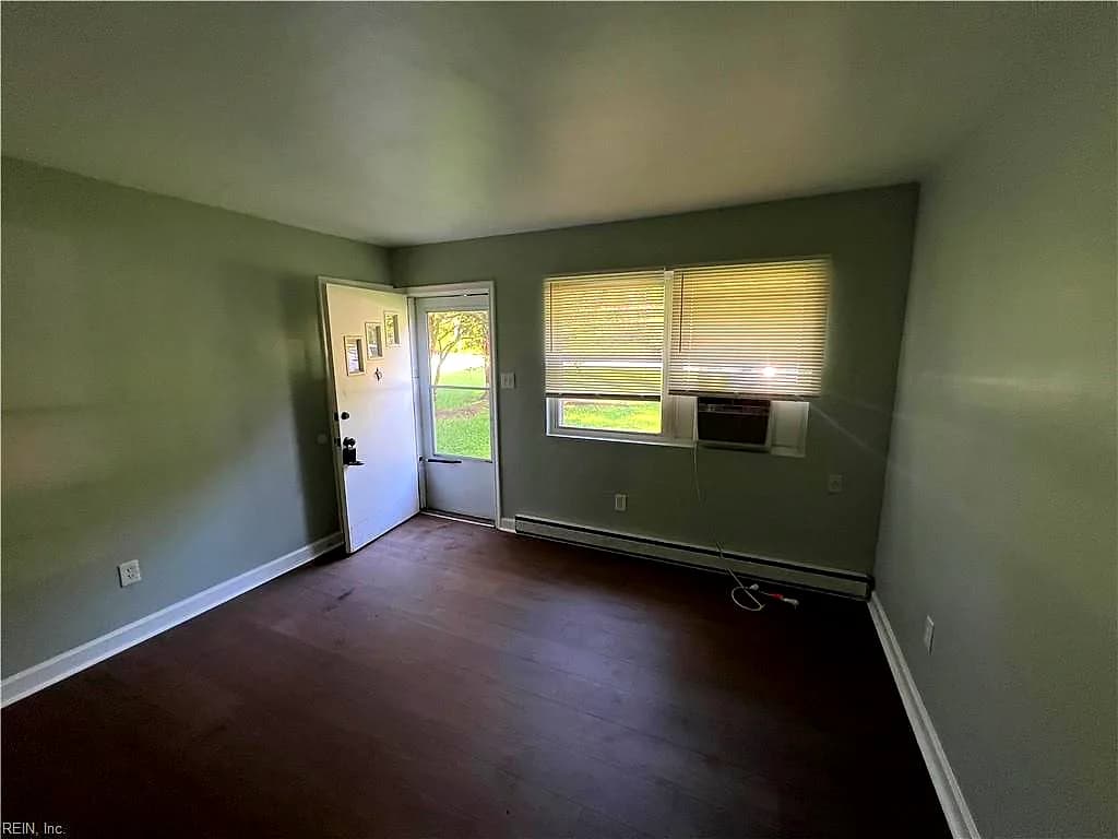 4437 Old Battlefield BLVD S #D, CHESAPEAKE VA 23320 - Photo 4