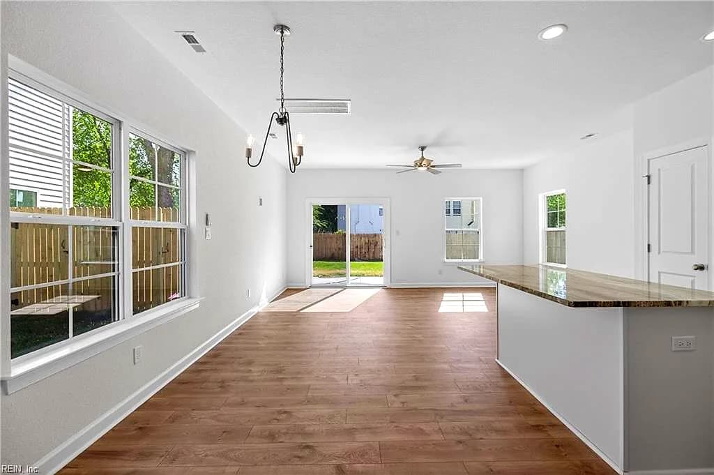 128 S Gum AVE, VIRGINIA BEACH VA 23452 thumb 8